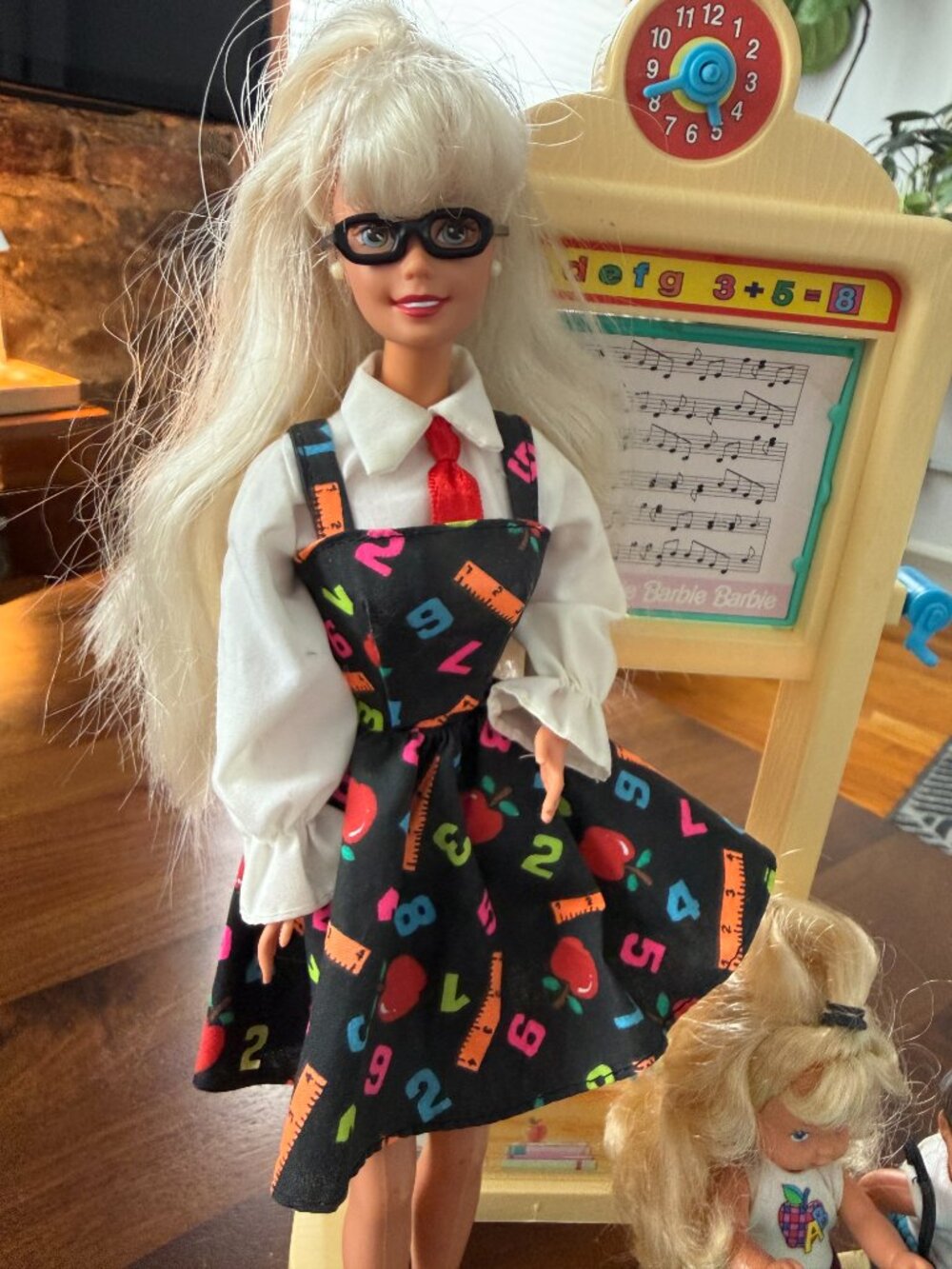 Vintage 1995 Mattel Teacher Barbie Playset with 3 Dolls 90s Collectable Lot - Picture 6 of 13